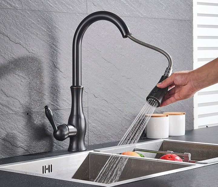 KraanFlex – Pull-Out Kitchen Faucet with Flexible Hose – Ideal for Any Kitchen