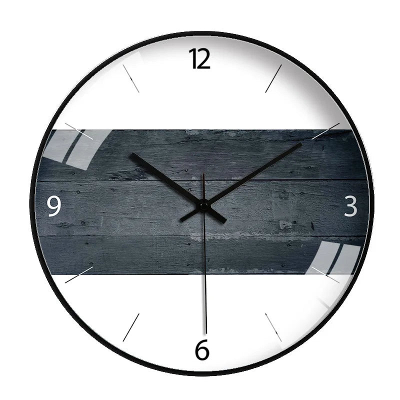 SilentScandi | Simple Wood Grain Wall Clock