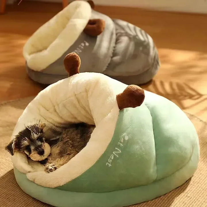 SlipperNest | Luxe Foldable Dog Bed for Winter Comfort