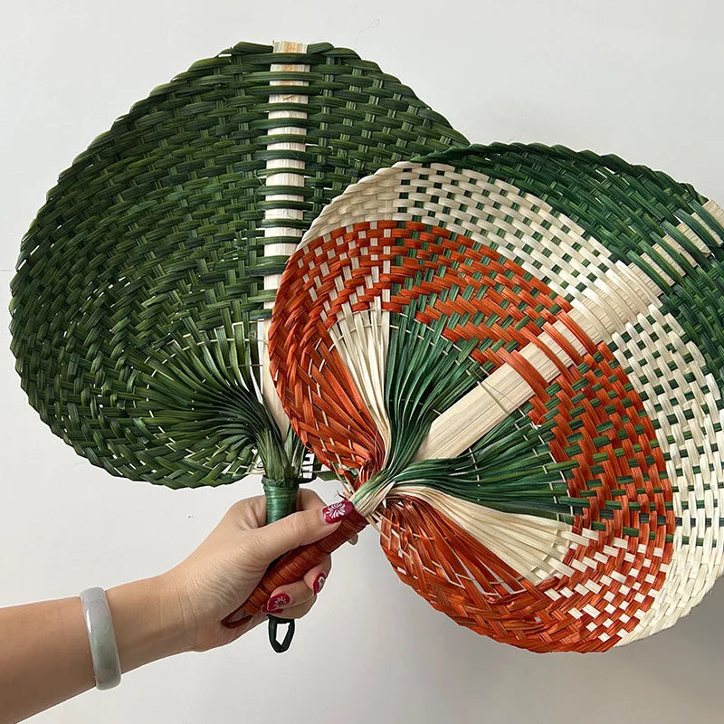 BambooBreeze - Handwoven Rattan Fan - Heart-Shaped Bamboo Fan for Stylish Decoration