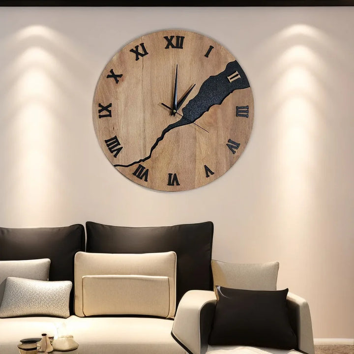 GlobalTime | Simple Wooden Wall Clock