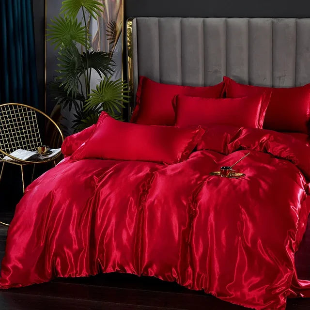 LuxeSilk Satin Bedding Set - Duvet Cover, Fitted Sheet & Pillowcases - Elegant & Soft for Ultimate Comfort