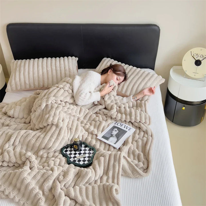 VelvetRabbit | Luxury Autumn Blanket and Pillowcase