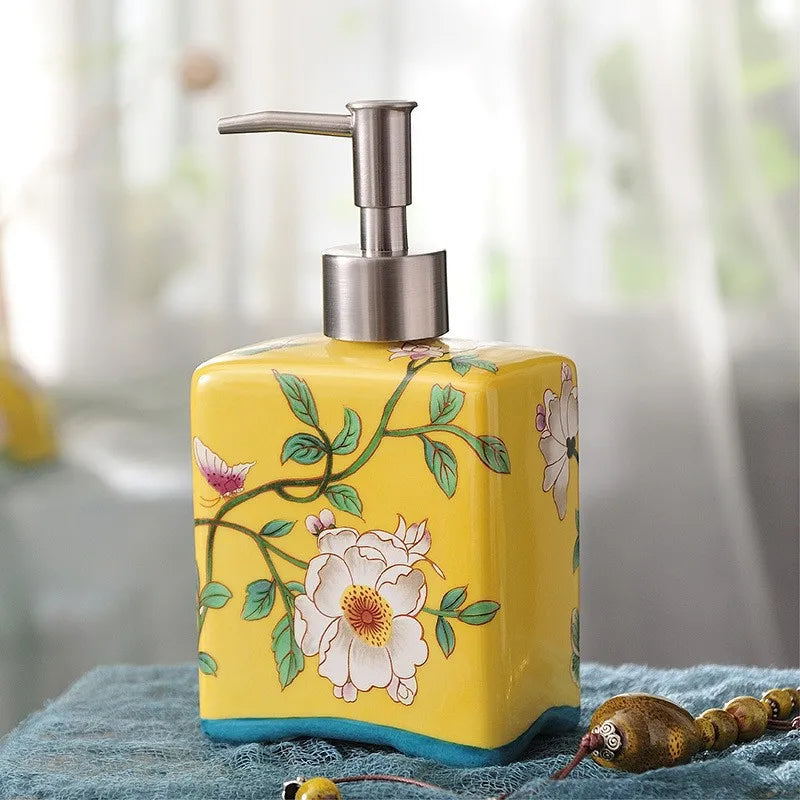 PureSqueeze | Elegant Ceramic Shower Gel Bottle