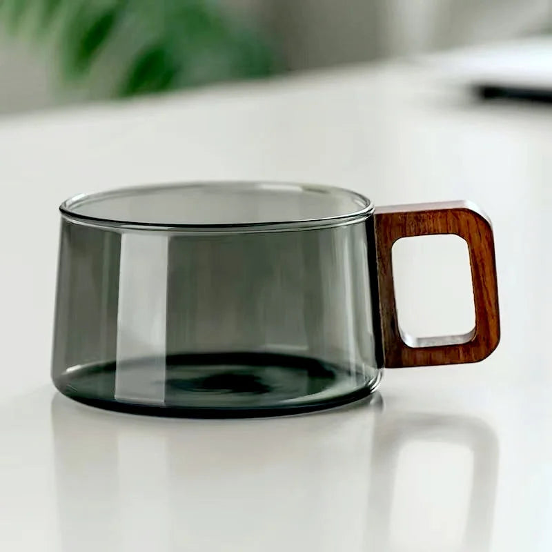 WoodAura – High-Quality Borosilicate Glass Mugs with Stylish Wooden Details
