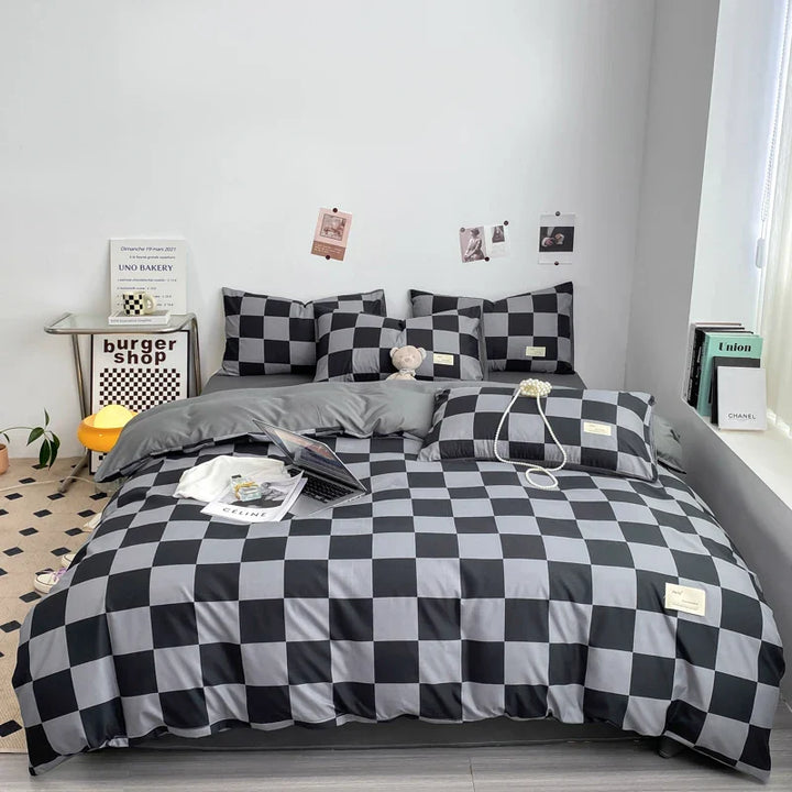 MonoChic | Soft Geometric Duvet Cover