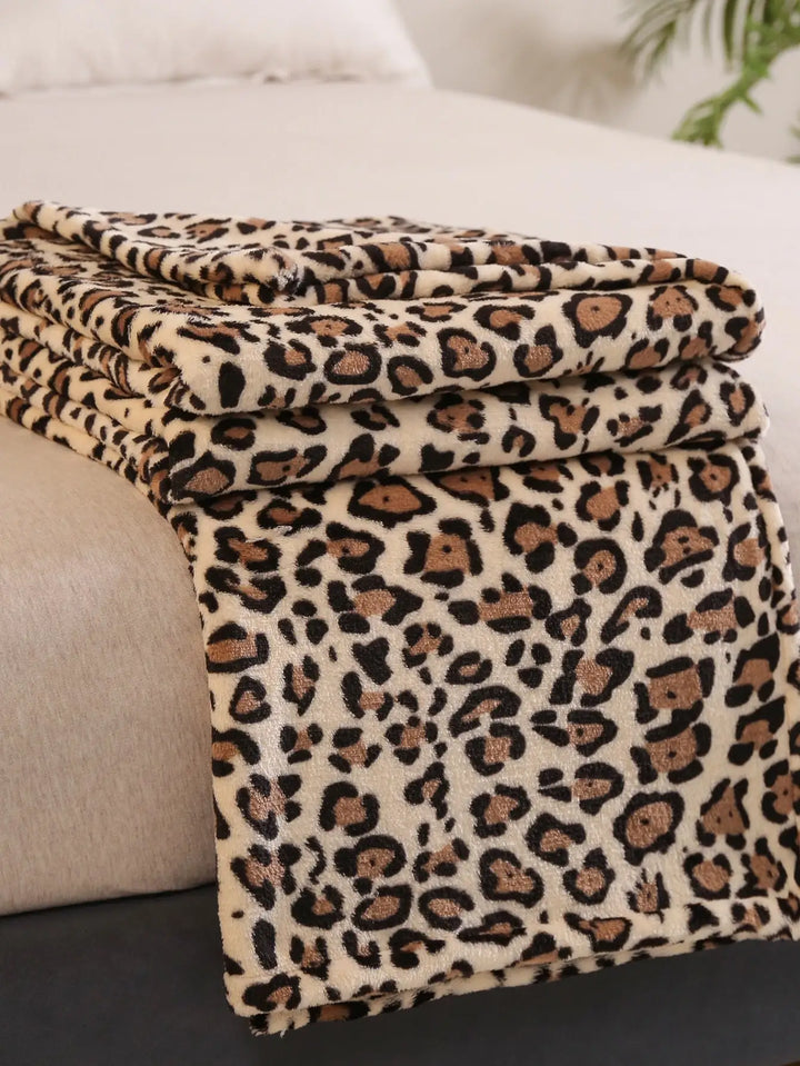 LeopardLuxe | Lightweight Fleece Blanket for the Couch