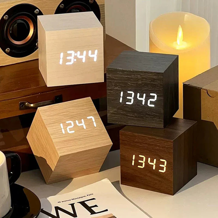 WoodenGlow | LED Clock with Temperature and Time Functions
