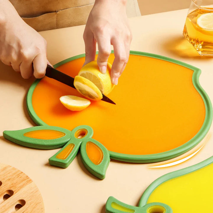 KitchenShape | Fruit-Shaped Cutting Board Made of PP Material