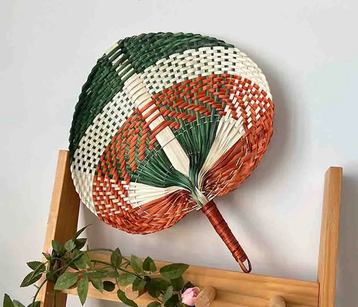 BambooBreeze - Handwoven Rattan Fan - Heart-Shaped Bamboo Fan for Stylish Decoration