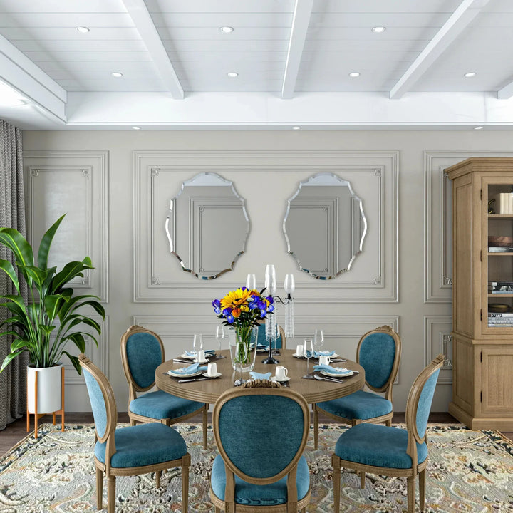 GlamEdge Silver Mirror - Modern Elegant with Curved Edges - Reflective Beauty with Curved Details