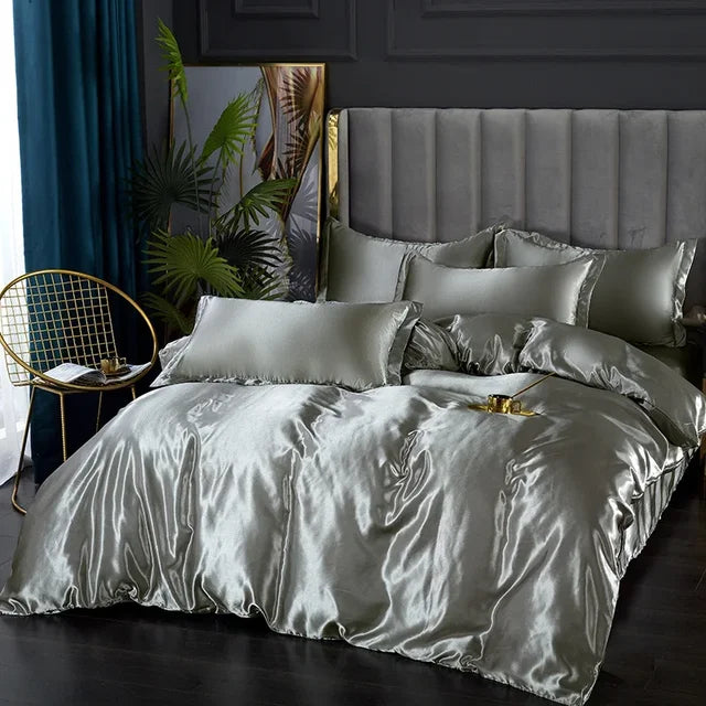 LuxeSilk Satin Bedding Set - Duvet Cover, Fitted Sheet & Pillowcases - Elegant & Soft for Ultimate Comfort