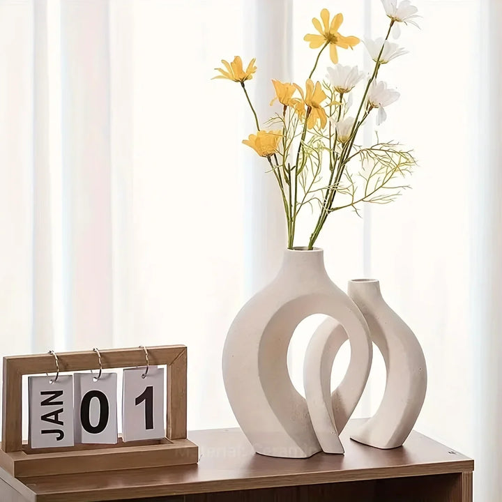 ScandiDuo - Modern Hollow Vases Set