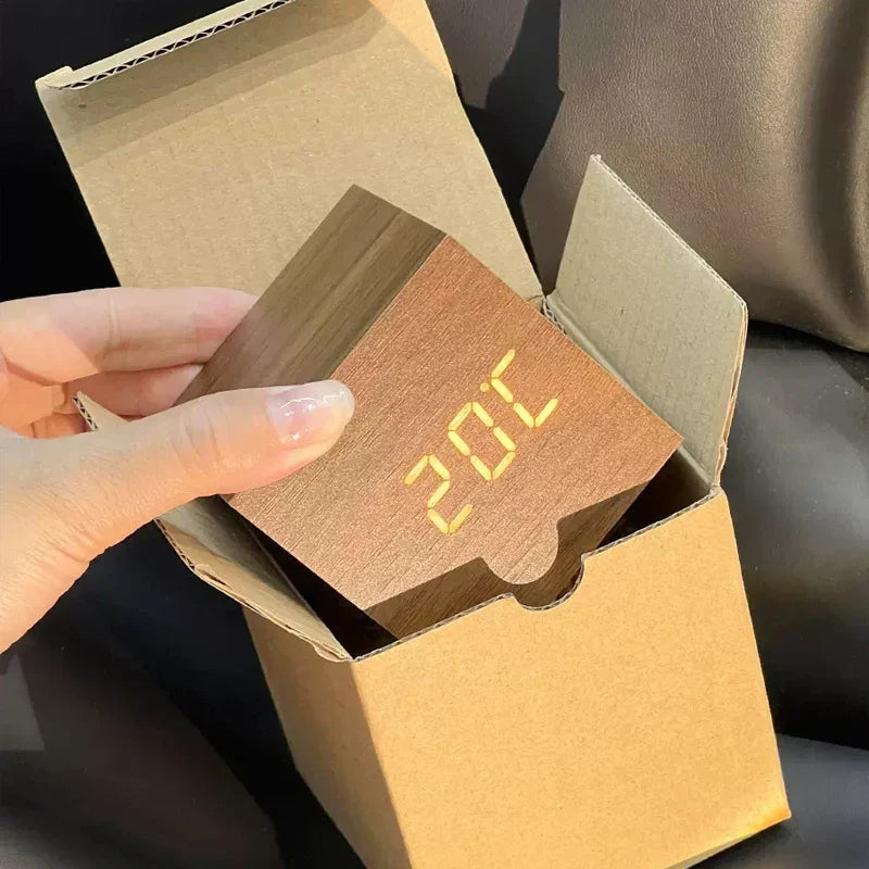 WoodenGlow | LED Clock with Temperature and Time Functions