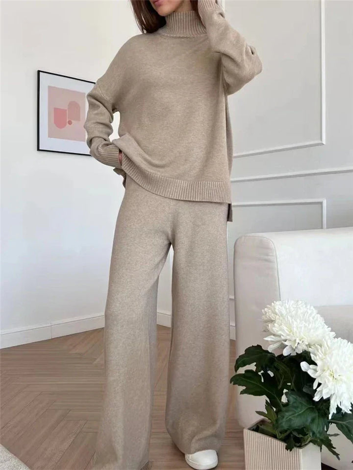 SnugWeave - 2-Piece Knit Loungewear - Warm Women's Sweater and Pants for Relaxed Days