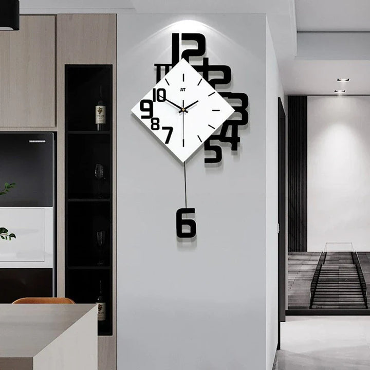Sculptura | Swinging Quartz Wall Clock