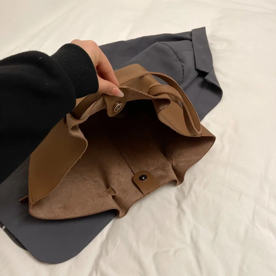 UrbanGrace – Two-in-One Tote Bag and Crossbody for Modern Women