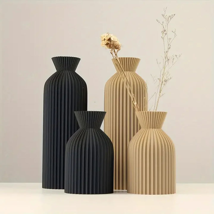 ChicFlair - Modern Decorative Vase - Timeless Design for Any Interior