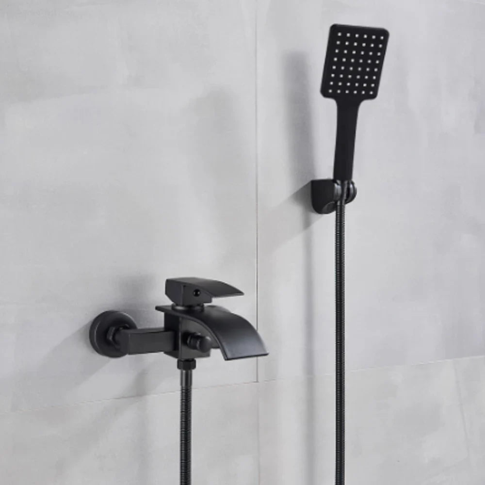 HeatGuard | Flexible Bathtub Faucet with Heat-Resistant Hose