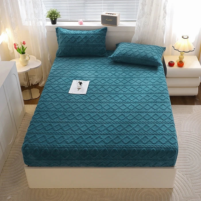 PlushComfort | Winter Fleece Blanket