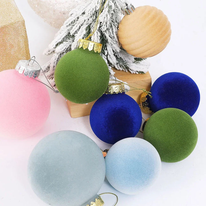 VelvetOrnaments | Fluffy Christmas Bauble