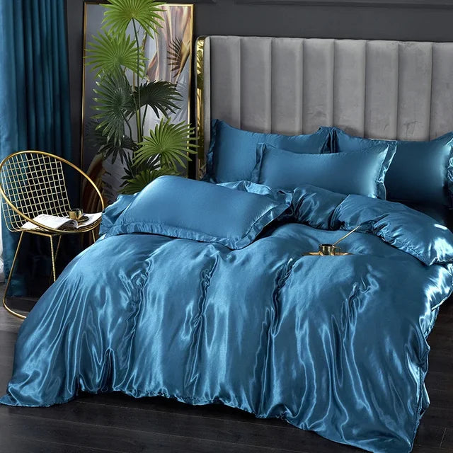 LuxeSilk Satin Bedding Set - Duvet Cover, Fitted Sheet & Pillowcases - Elegant & Soft for Ultimate Comfort