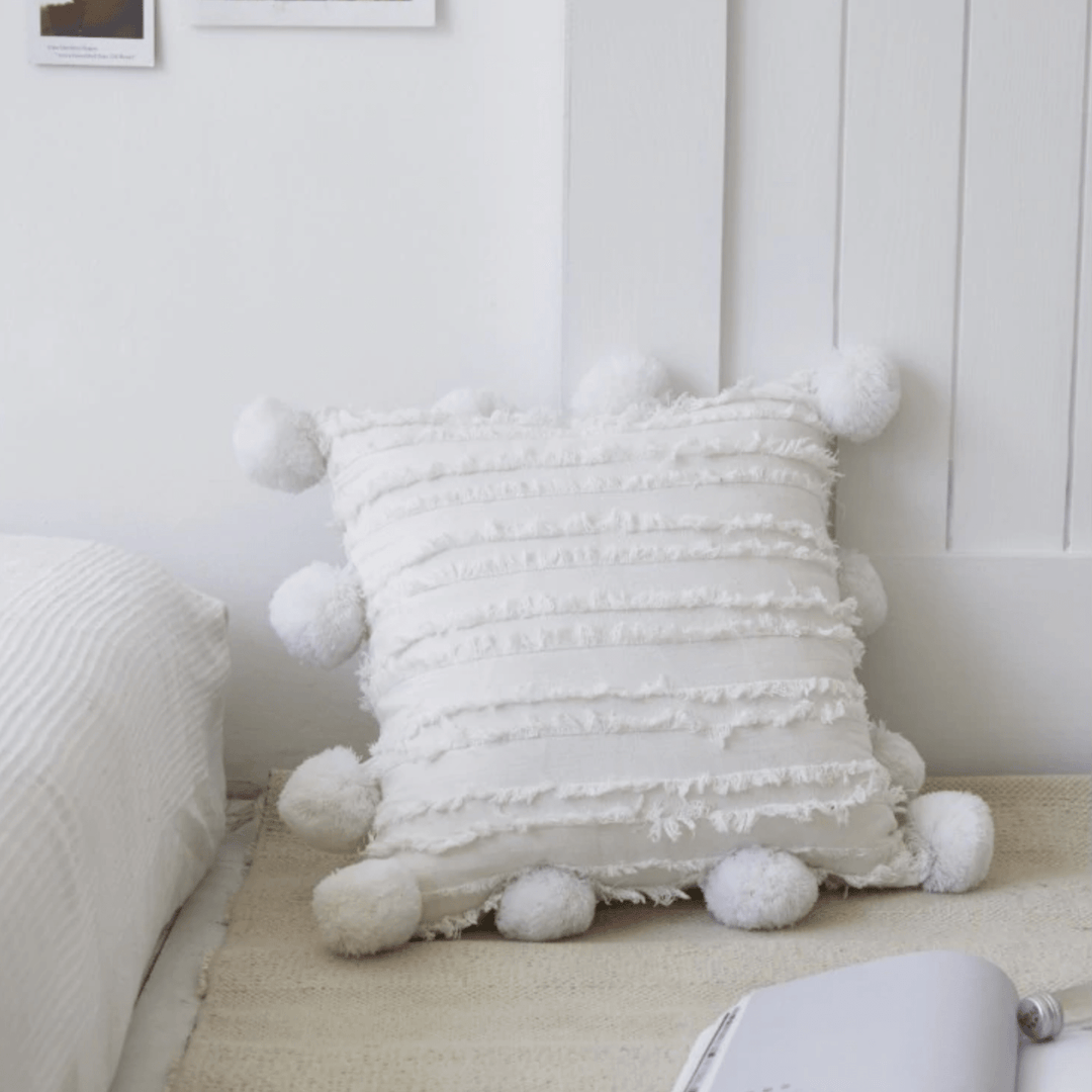 PomLuxe – Soft Decorative Cushions with Playful Pom Poms in Dreamy Style