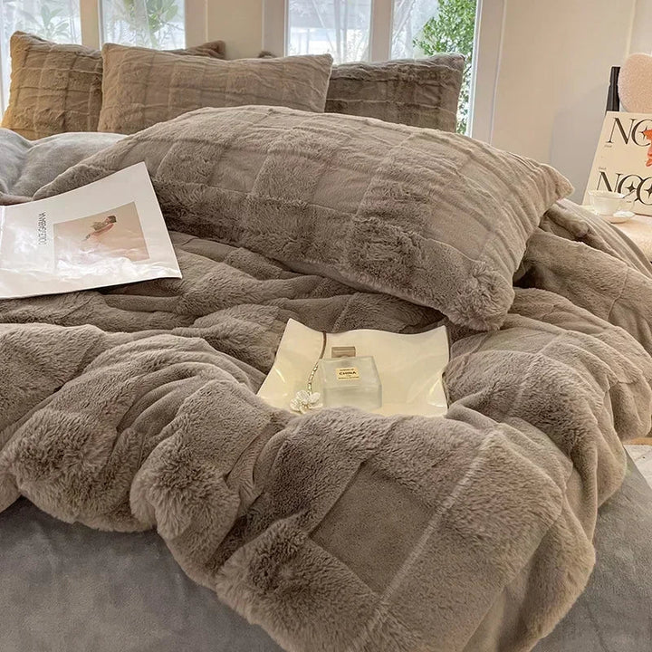 CozyFur | Plush Faux Rabbit Fur Bedding