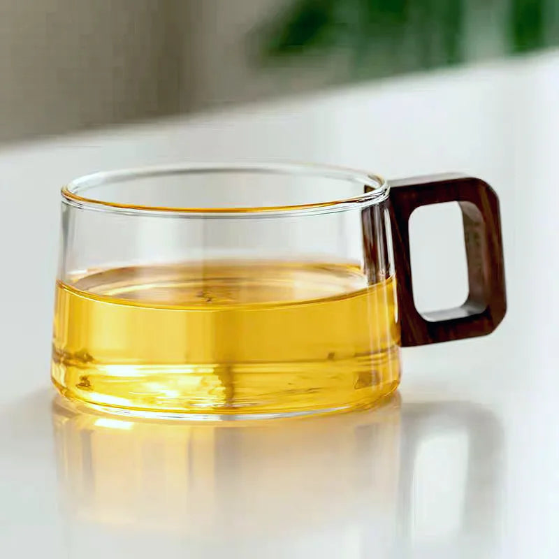 WoodAura – High-Quality Borosilicate Glass Mugs with Stylish Wooden Details