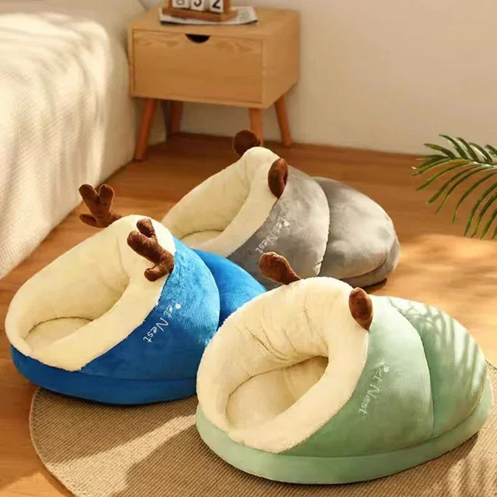 SlipperNest | Luxe Foldable Dog Bed for Winter Comfort