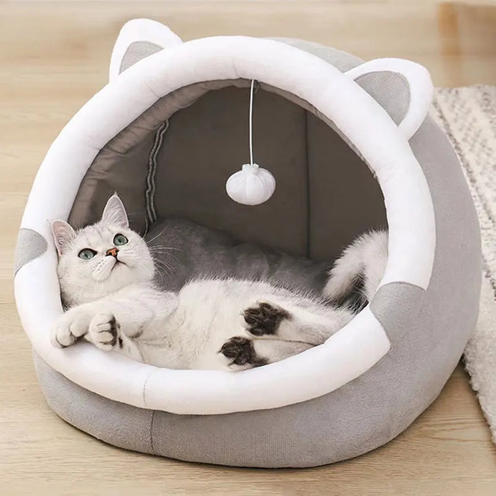 SnuggleHaven | Adorable Pet Bed for Cats & Dogs