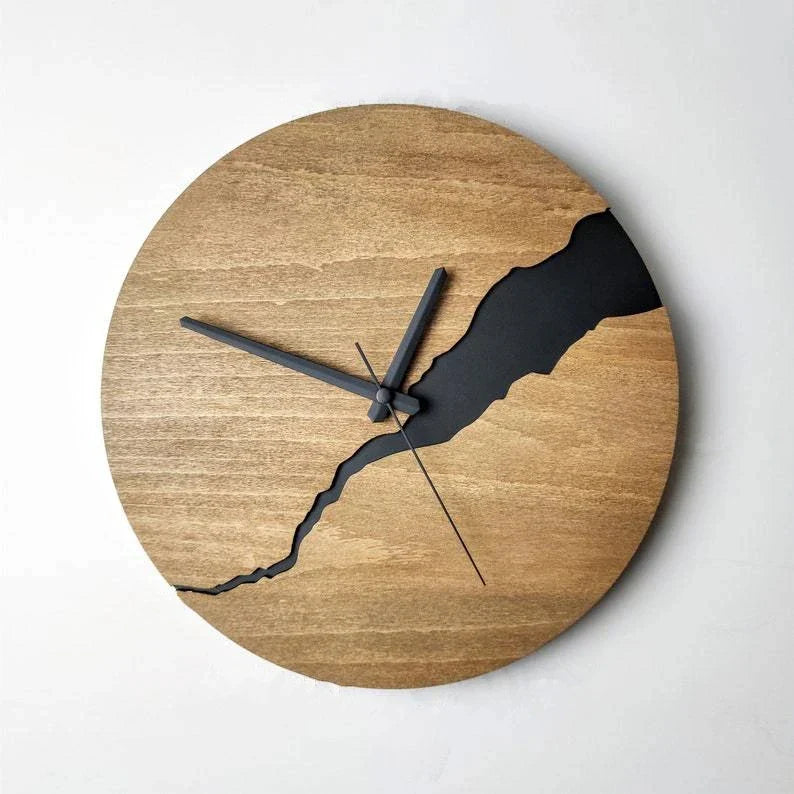 GlobalTime | Simple Wooden Wall Clock