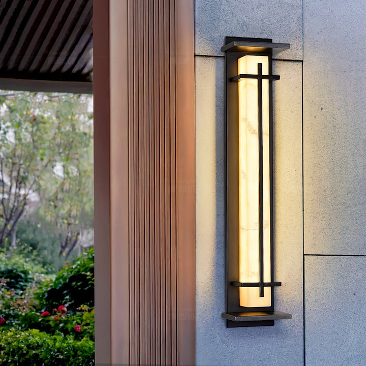 LuxGlow – Square LED Outdoor Wall Lamp with Modern Weather-Resistant Finish