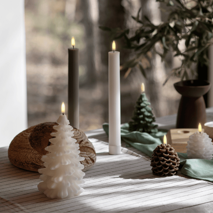 AuroraGlow – Premium LED Candle Set in Scandinavian Style