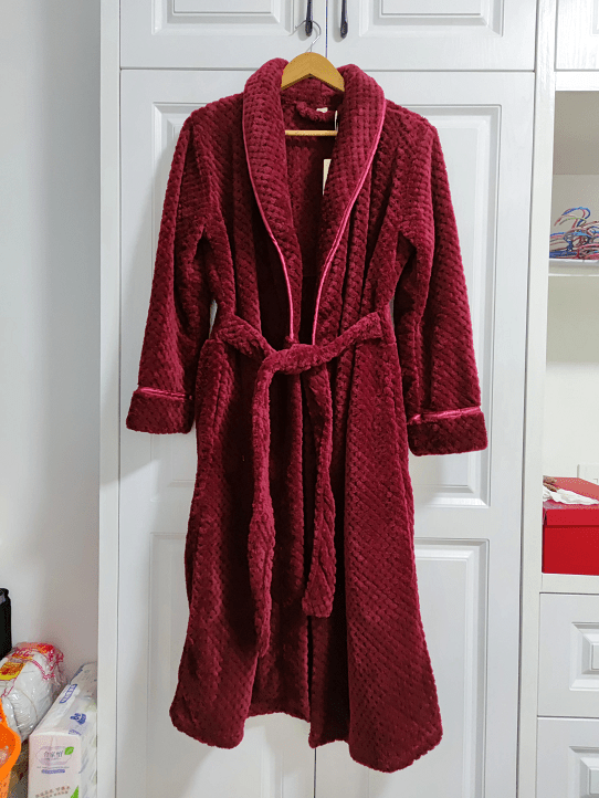 FluffyLuxe - Soft and Comfortable Morning Robe - Luxury Fleece Bathrobe for Women