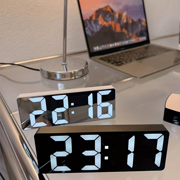 CLEVLO | TempoGlow LED Clock