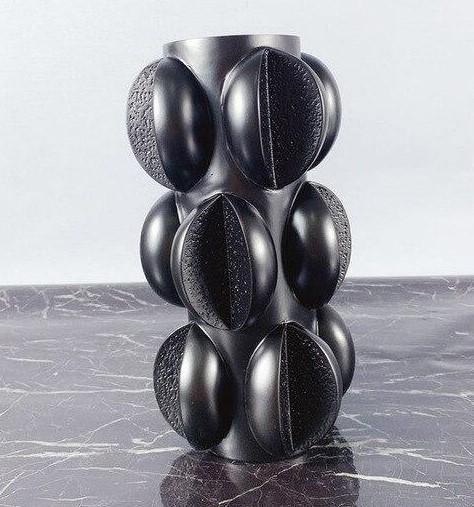 Modern Spiral Resin Vase – Abstract Design Adds Elegance to Any Space – Unique Abstract Design Enhances Your Interior