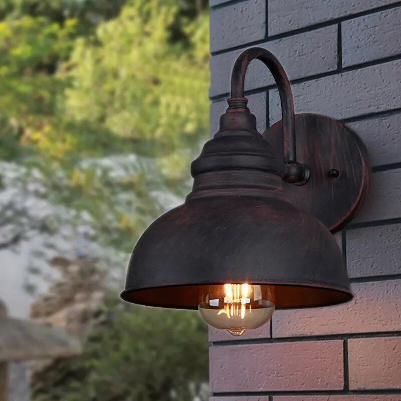 TimelessGlow | Elegant Retro Outdoor Lighting for Any Space