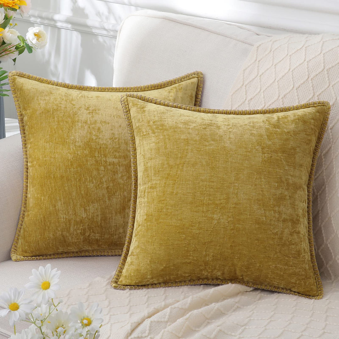 CosyChique - Chenille Cushion Cover