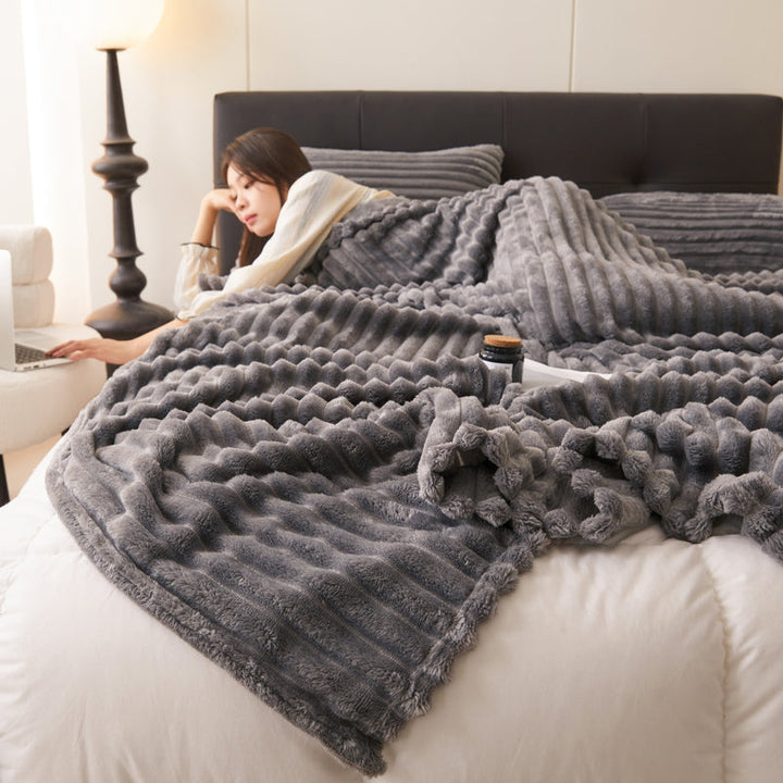WarmNest | Coral Fleece Blanket