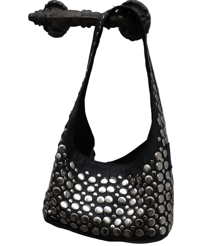 UrbanStuds – Trendy Women's Handbag for Streetwear Looks