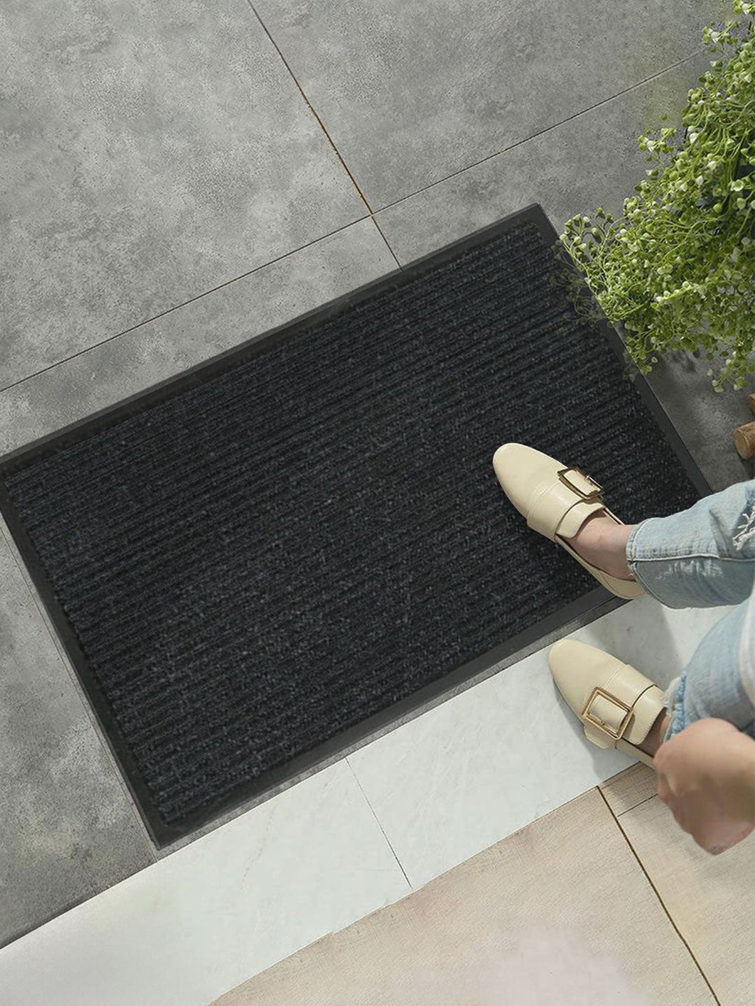 DualStripe | Classic Non-Slip Doormat for Office and Home