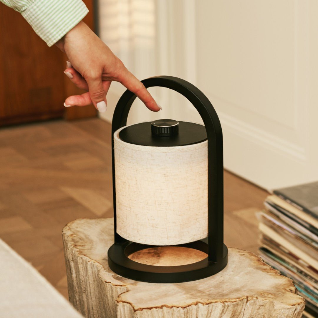 River Black wireless wooden lamp – Rechargeable and dimmable