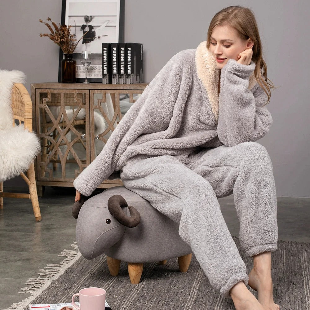 CozyFleece - Soft 2-Piece Loungewear Set - Cozy Women's Pajamas for Relaxing Days