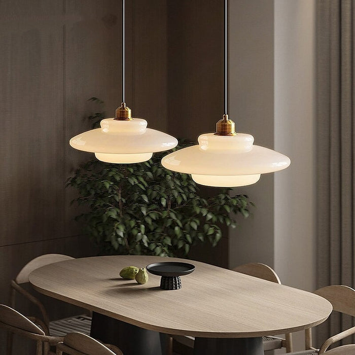 Ivorylight – Elegant Ivory Glass Pendant Lamp with Adjustable Cord