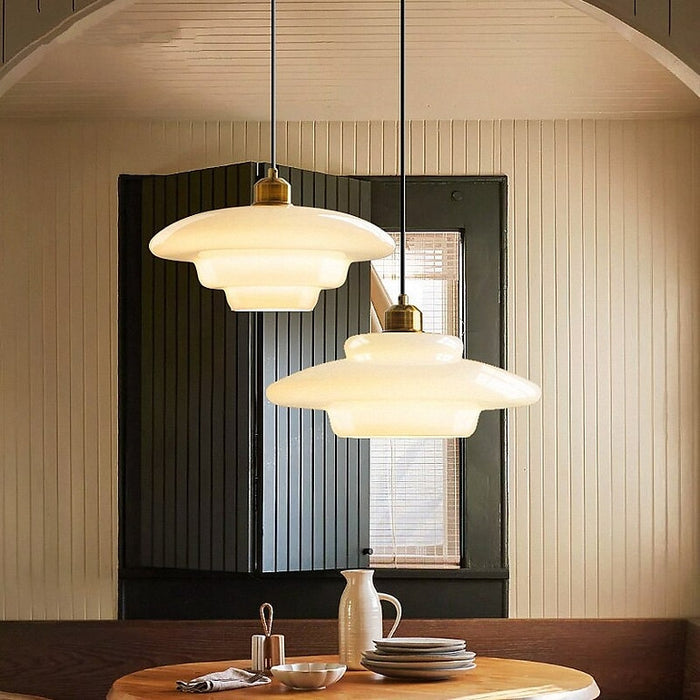 Ivorylight – Elegant Ivory Glass Pendant Lamp with Adjustable Cord