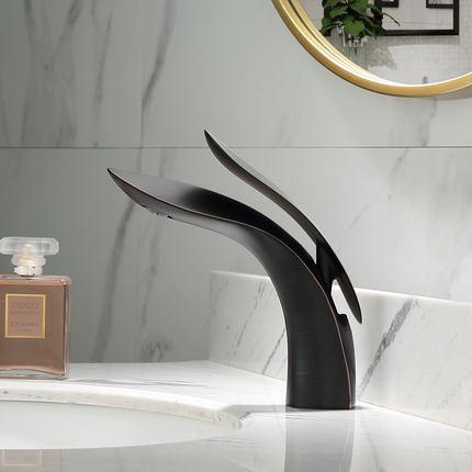 FlowEase | Stylish Bathroom Faucet with Smooth Operation