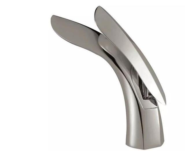 AquaGrace - Stylish Curved Basin Tap - Modern Design Faucet for Bathroom