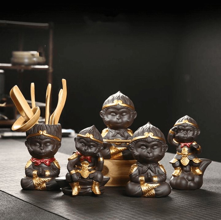 ZenAap – King Monk Sculpture