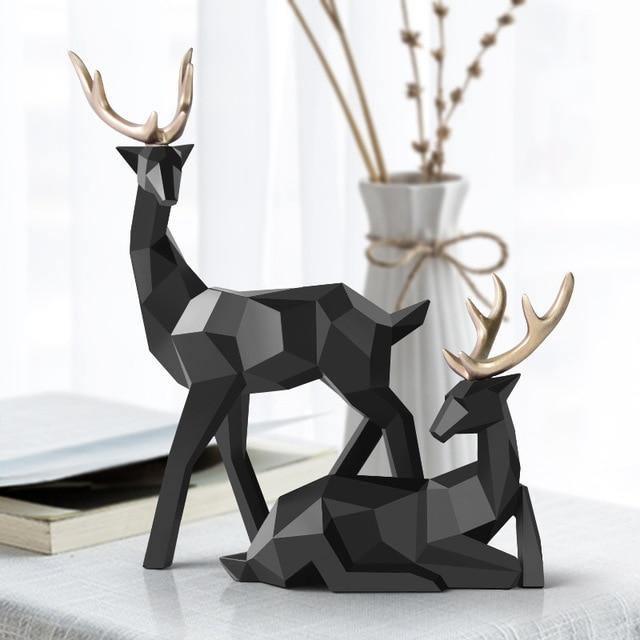 Nordic Grace Reindeer Figurines Set - Captivating Reindeer Sculptures Reflecting Scandinavian Elegance
